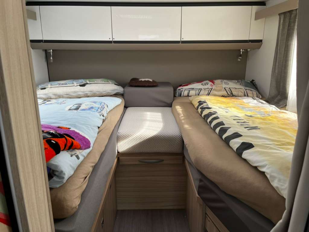 Adria Supreme compact dl